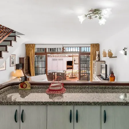 Semesterbostad A6 Paraiso Del Sol, Duplex Central, Terrace, Wifi